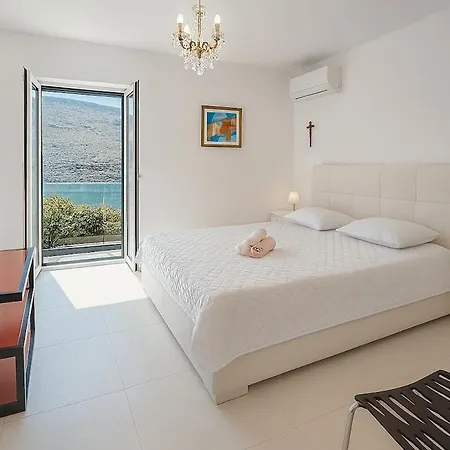Pupa - Luxury View, Sea And Private Pool Vlasici